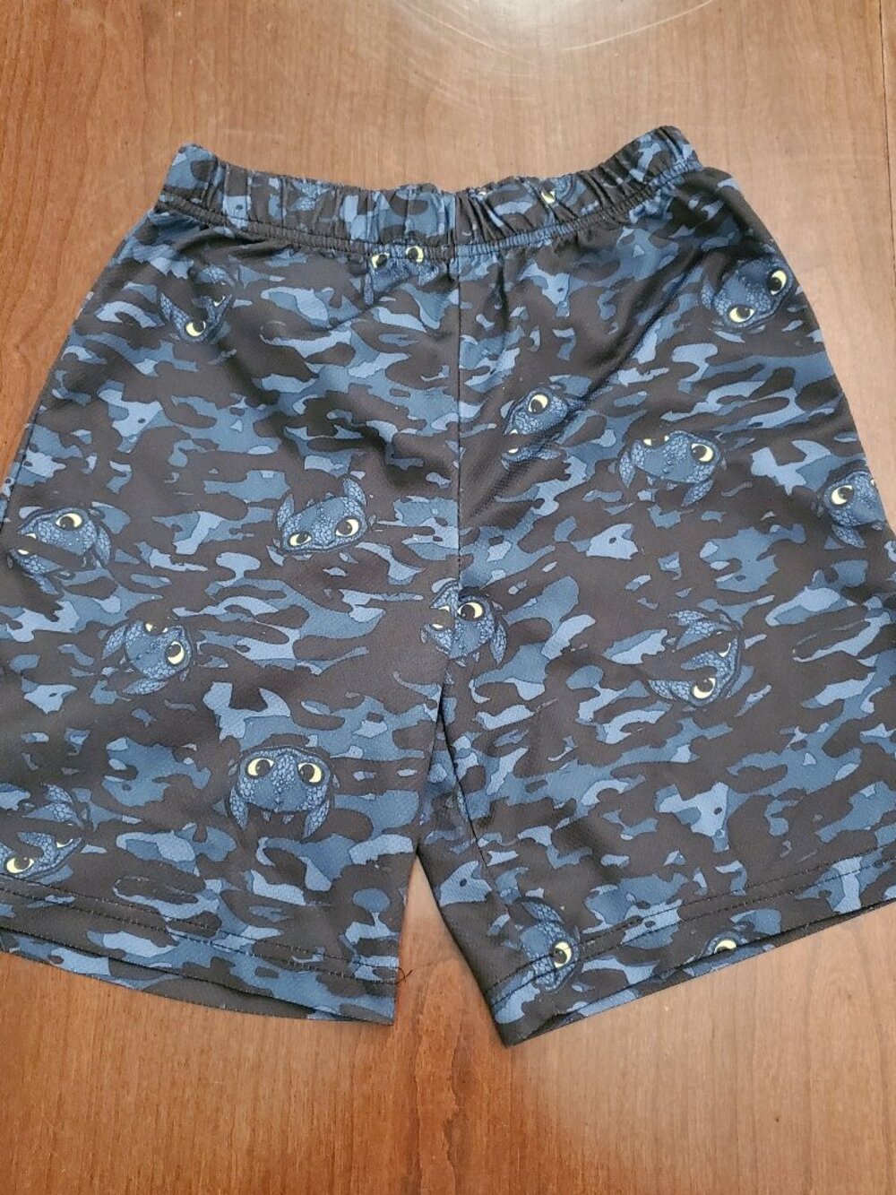 How to Train Your Dragon 2 Toothless Boys Pajama Shorts Camo Blue Size M (8)